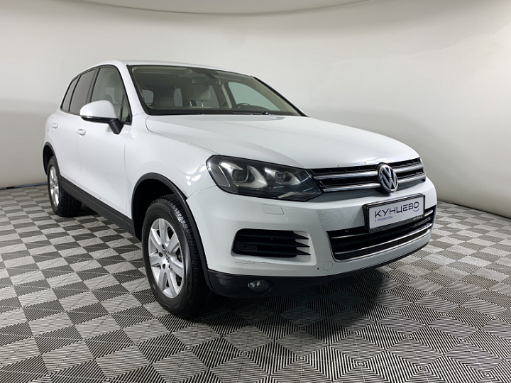 VOLKSWAGEN Touareg 3.6, 2012 года, Автоматическая, БЕЛЫЙ