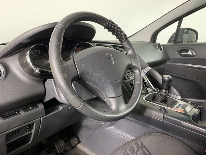 PEUGEOT 3008 1.6, 2012 года, Механика, ЧЕРНЫЙ