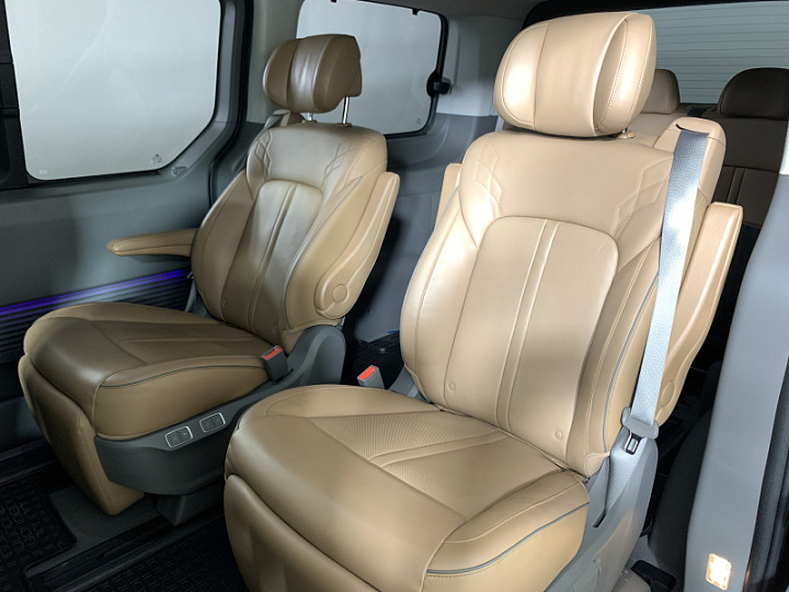 HYUNDAI Staria 2.2, 2022 года, Автоматическая, ЧЕРНЫЙ