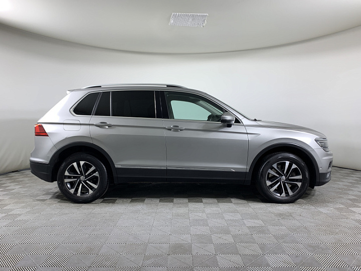 VOLKSWAGEN Tiguan 2, 2019 года, Автоматическая, Серебристый