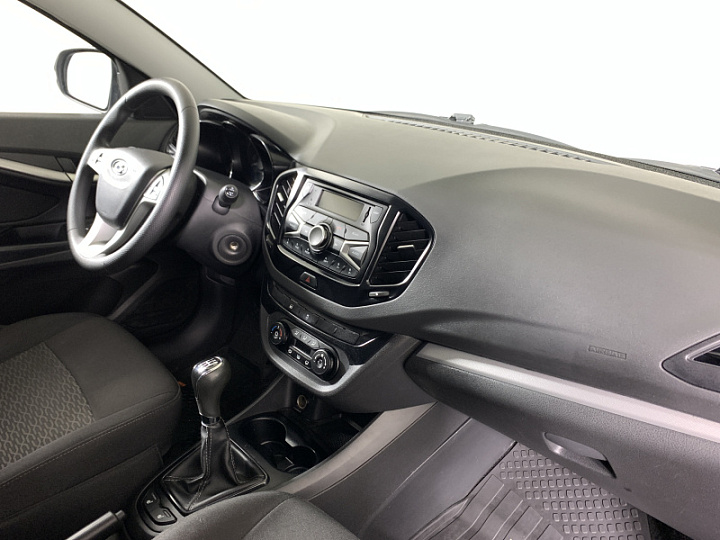 Lada Vesta 1.6, 2020 года, Механика, КОРИЧНЕВЫЙ