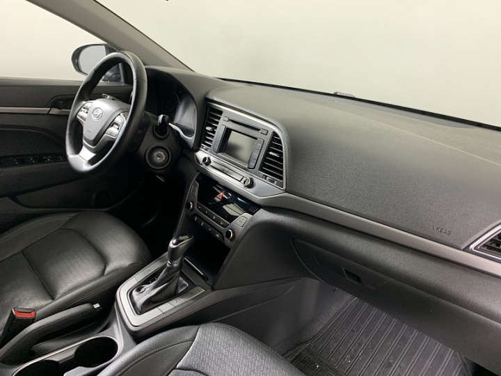 HYUNDAI Elantra 2, 2016 года, Автоматическая, ЧЕРНЫЙ