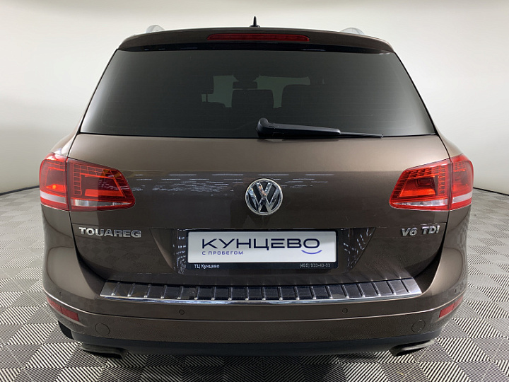 VOLKSWAGEN Touareg 3, 2014 года, Автоматическая, КОРИЧНЕВЫЙ