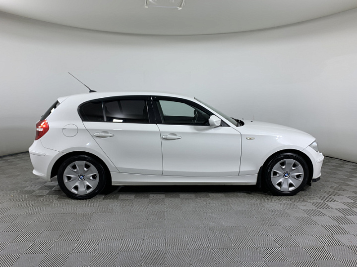 BMW 1 серии 1.6, 2010 года, Автоматическая, БЕЛЫЙ