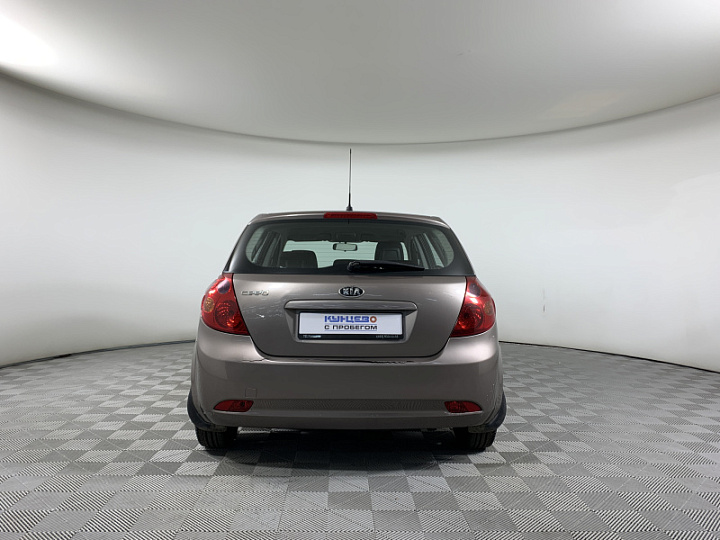 KIA Ceed 1.6, 2009 года, Механика, БЕЖЕВЫЙ