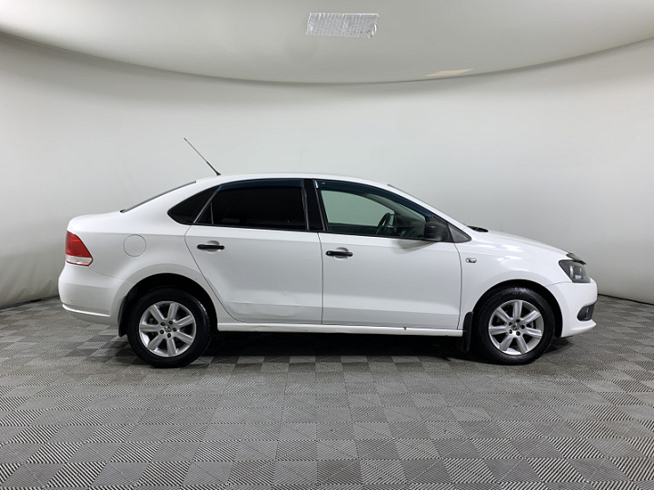 VOLKSWAGEN Polo 1.6, 2012 года, Механика, БЕЛЫЙ