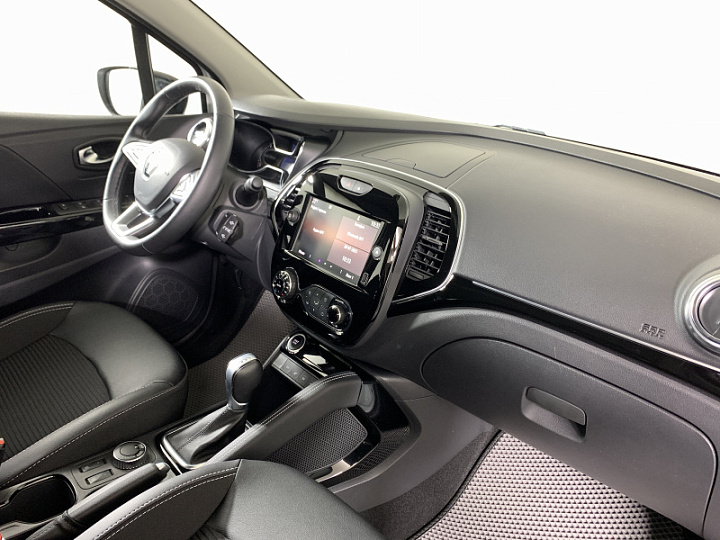 RENAULT Kaptur 1.3, 2021 года, Вариатор, БЕЛЫЙ