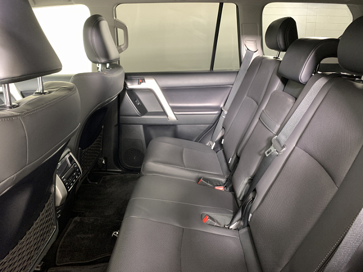 TOYOTA Land Cruiser Prado 2.8, 2021 года, Автоматическая, ЧЕРНЫЙ