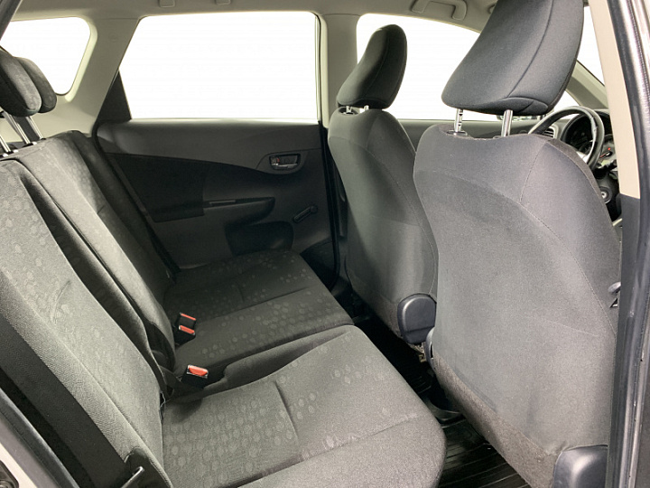SUBARU Trezia 1.4, 2011 года, Робот, Серебристый