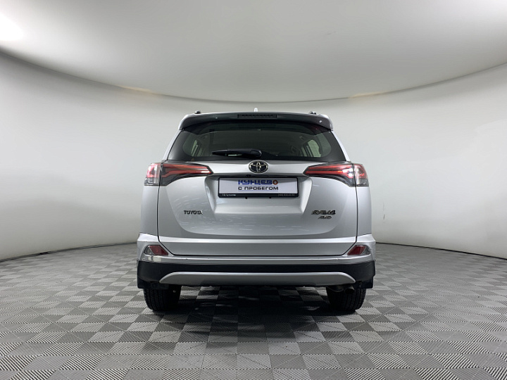 TOYOTA RAV4 2, 2015 года, Вариатор, Серебристый