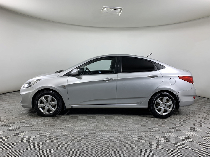 HYUNDAI Solaris 1.6, 2012 года, Автоматическая, Серебристый