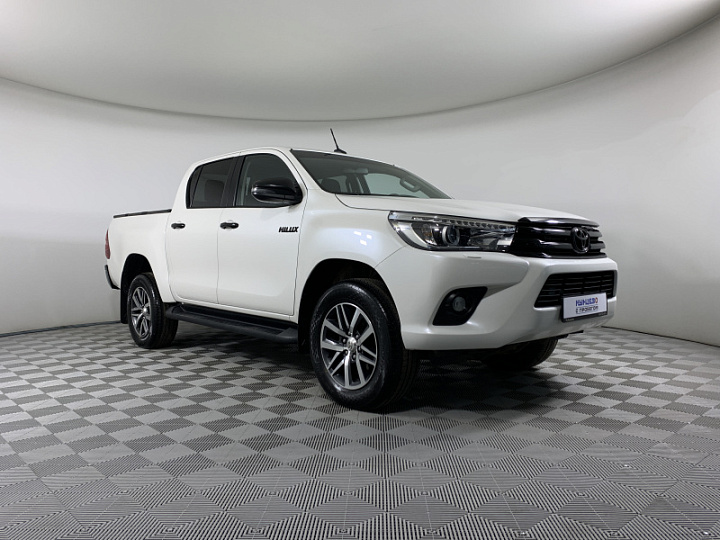 TOYOTA Hilux 2.8, 2018 года, Автоматическая, БЕЛЫЙ