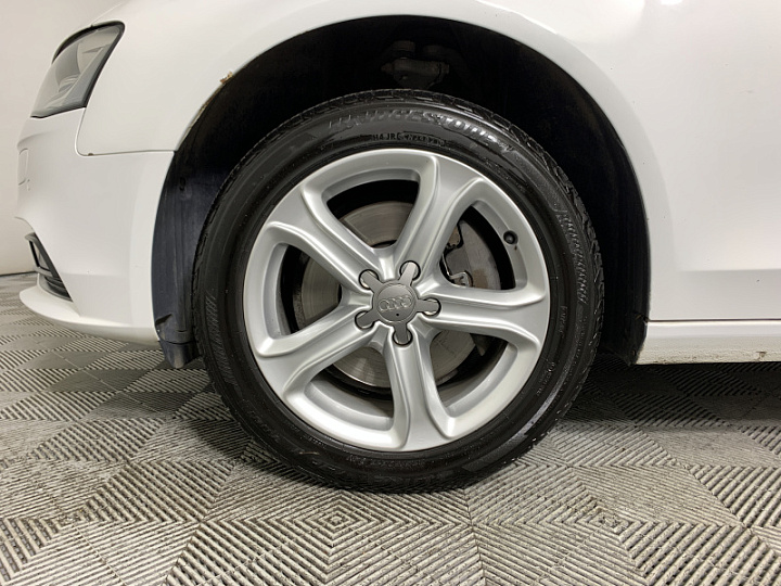 AUDI A4 2, 2013 года, Вариатор, БЕЛЫЙ
