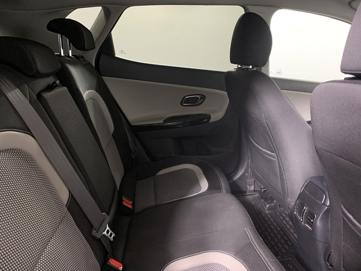 KIA Ceed 1.6, 2013 года, Автоматическая, Серебристый