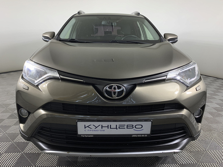 TOYOTA RAV4 2, 2016 года, Механика, Бронзовый
