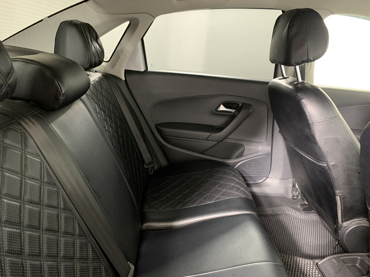 VOLKSWAGEN Polo 1.6, 2016 года, Автоматическая, Серебристый