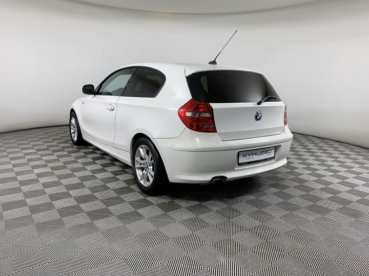 BMW 1 серии 2, 2010 года, Автоматическая, БЕЛЫЙ