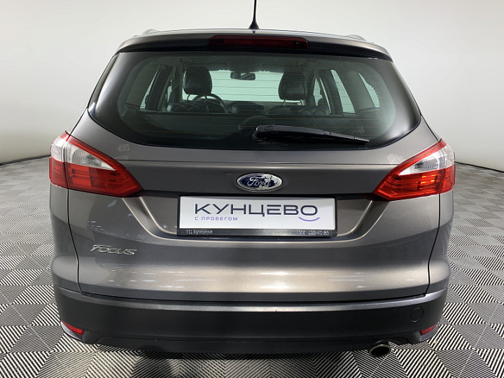 Ford Focus 2, 2013 года, Робот, Светло серый