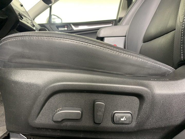 SUBARU Outback 2.5, 2016 года, Вариатор, БЕЖЕВЫЙ