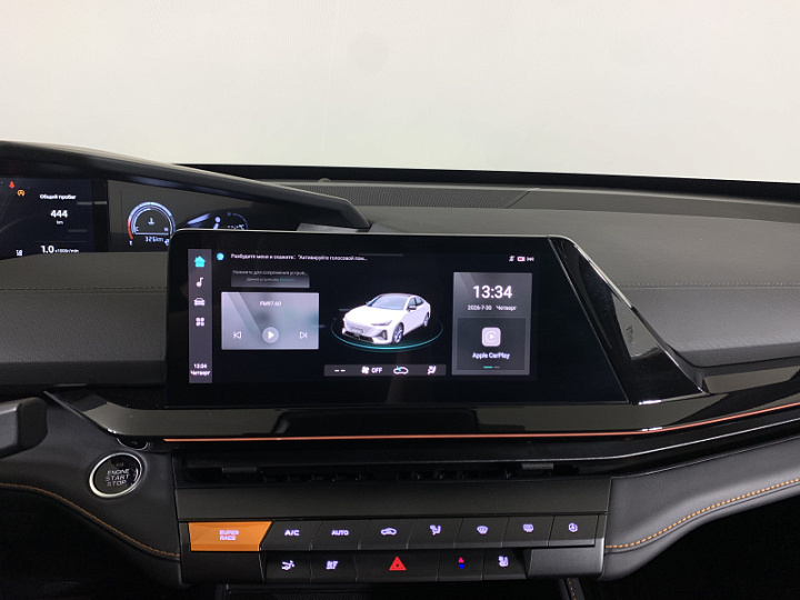 Changan UNI-V 1.5, 2024 года, Робот, Серый