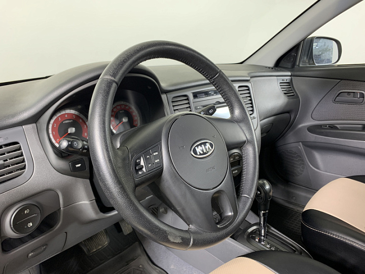 KIA Rio 1.4, 2011 года, Автоматическая, БЕЖЕВЫЙ