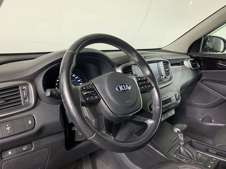 KIA Sorento 2.2, 2018 года, Автоматическая, ЧЕРНЫЙ
