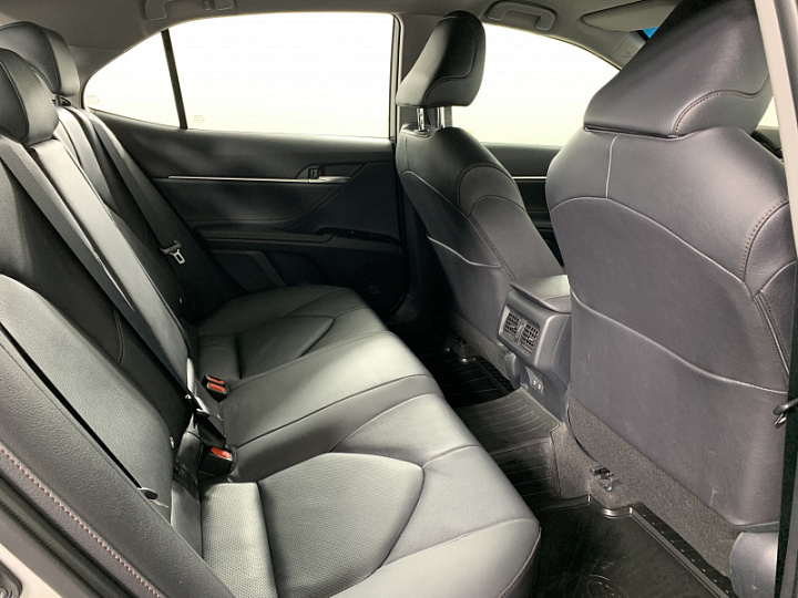 TOYOTA Camry 2.5, 2020 года, Автоматическая, СЕРЫЙ