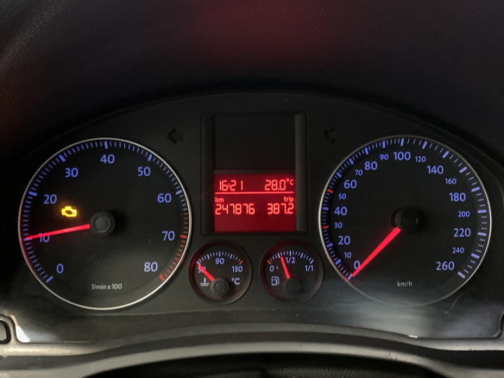 Volkswagen Jetta 1.6, 2008 года, Механика, ЧЕРНЫЙ