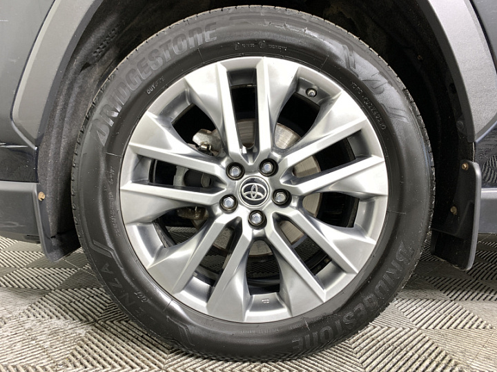 TOYOTA RAV4 2.5, 2021 года, Автоматическая, ЧЕРНЫЙ