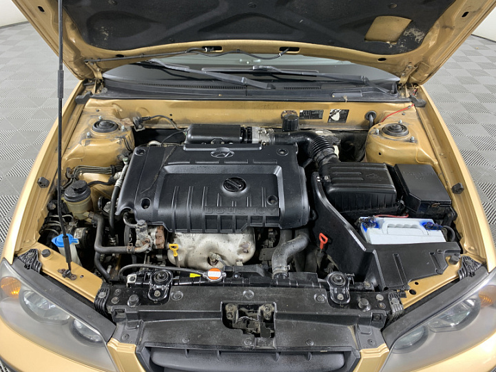 HYUNDAI Elantra 1.6, 2004 года, Автоматическая, БЕЖЕВЫЙ