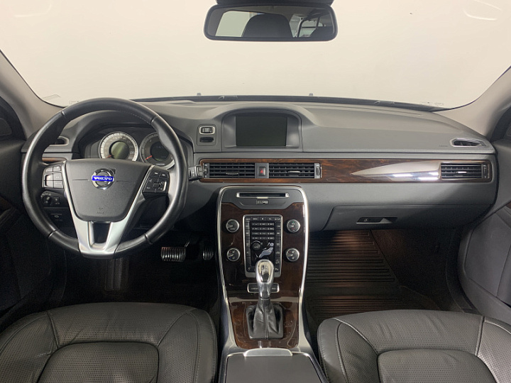 VOLVO XC70 2.4, 2012 года, Автоматическая, КОРИЧНЕВЫЙ