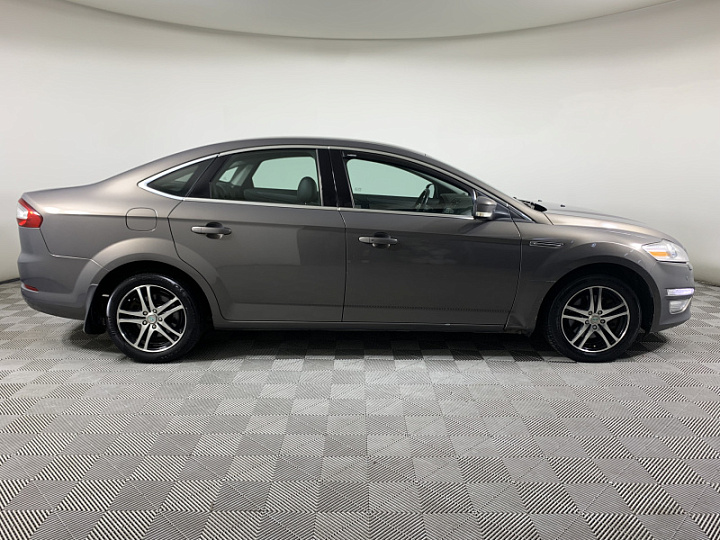 Ford Mondeo 2.3, 2013 года, Автоматическая, Серо-коричневый