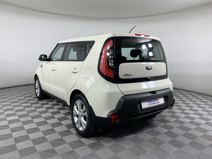 KIA Soul 1.6, 2015 года, Автоматическая, БЕЖЕВЫЙ