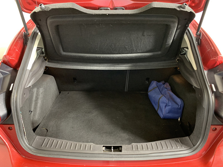 FORD Focus 1.6, 2013 года, Робот, КРАСНЫЙ