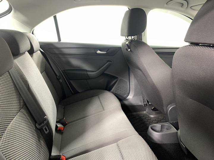 VOLKSWAGEN Polo 1.6, 2020 года, Механика, БЕЛЫЙ
