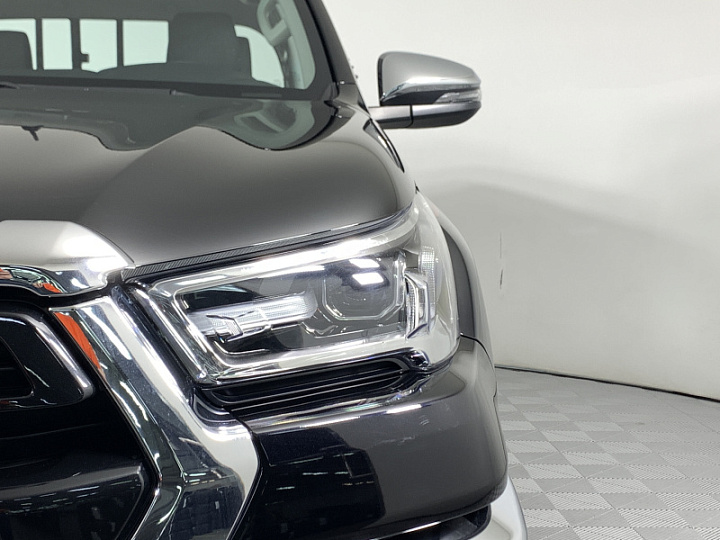 TOYOTA Hilux 2.7, 2022 года, Автоматическая, ЧЕРНЫЙ
