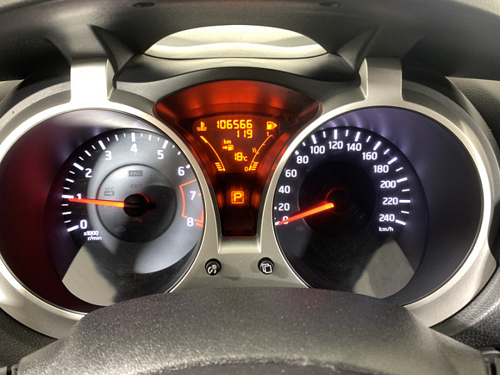 NISSAN Juke 1.6, 2011 года, Вариатор, СЕРЫЙ
