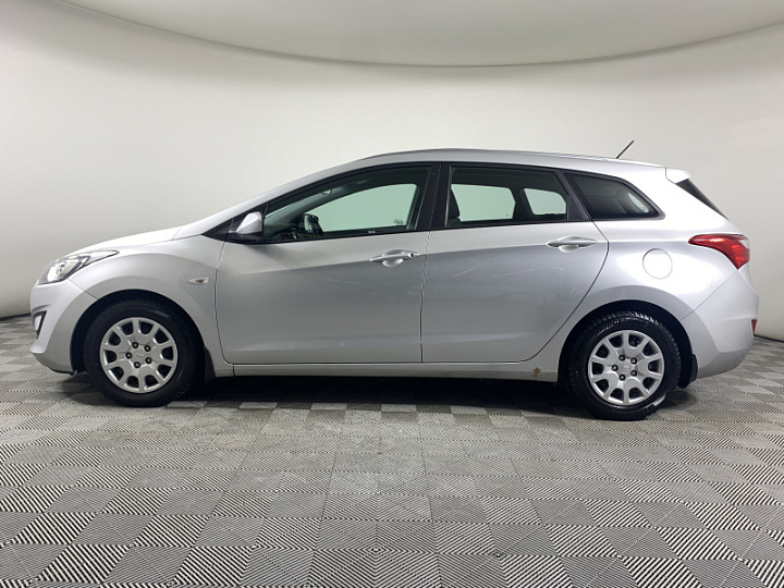 HYUNDAI i30 1.6, 2013 года, Автоматическая, Серебристый