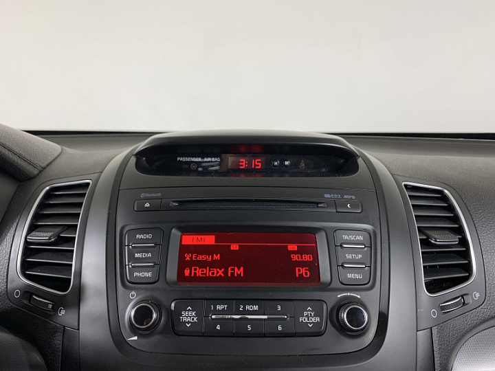 KIA Sorento 2.4, 2013 года, Автоматическая, БЕЖЕВЫЙ