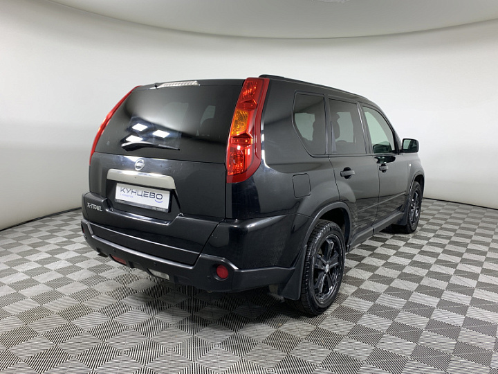 NISSAN X-Trail 2.5, 2010 года, Вариатор, ЧЕРНЫЙ
