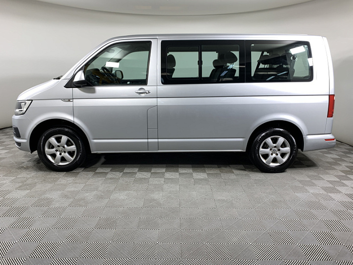 VOLKSWAGEN Caravelle 2, 2016 года, Робот, Серебристый