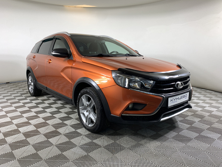 Lada Vesta 1.6, 2021 года, Вариатор, ОРАНЖЕВЫЙ