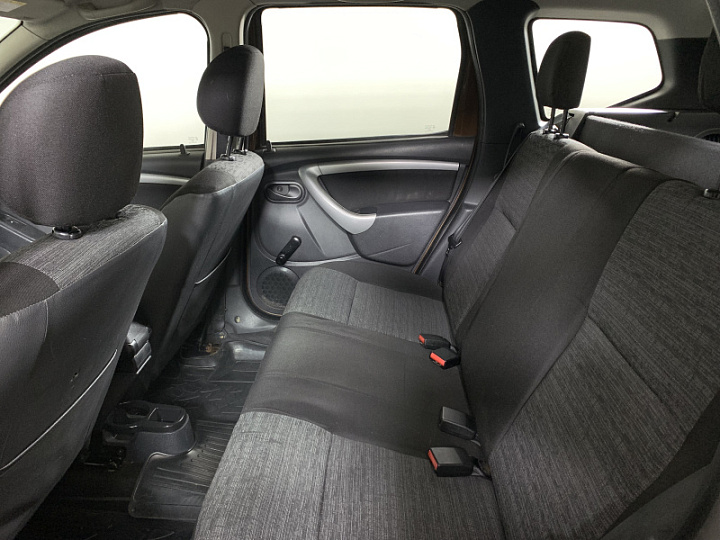 Renault Duster 1.6, 2013 года, Механика, Коричневый