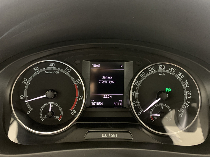 SKODA Rapid 1.4, 2018 года, Робот, Серебристый