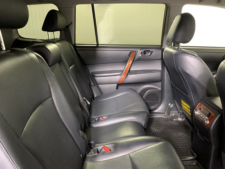 TOYOTA Highlander 3.5, 2013 года, Автоматическая, ЧЕРНЫЙ