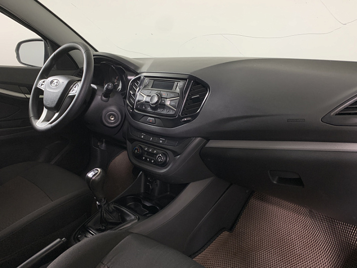 Lada Vesta 1.8, 2018 года, Механика, КОРИЧНЕВЫЙ