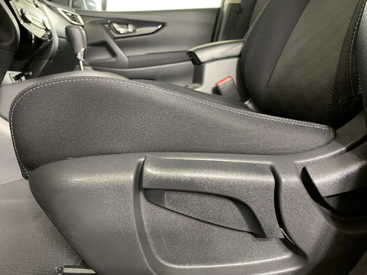 NISSAN Qashqai 2, 2017 года, Автоматическая, КРАСНЫЙ