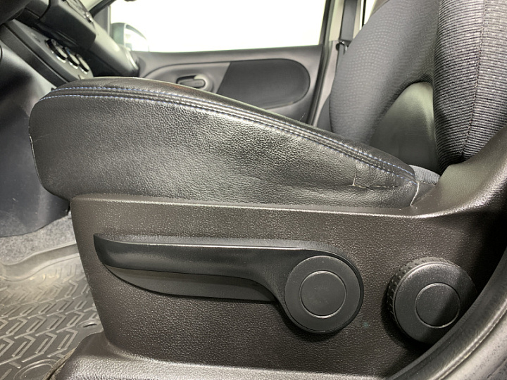 NISSAN Note 1.6, 2012 года, Автоматическая, ЧЕРНЫЙ