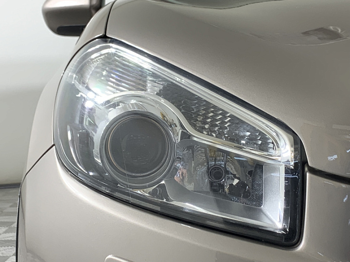 NISSAN Qashqai 1.6, 2013 года, Вариатор, СВЕТЛО-КОРИЧНЕВЫЙ
