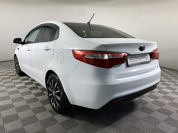 KIA Rio 1.6, 2014 года, Механика, БЕЛЫЙ